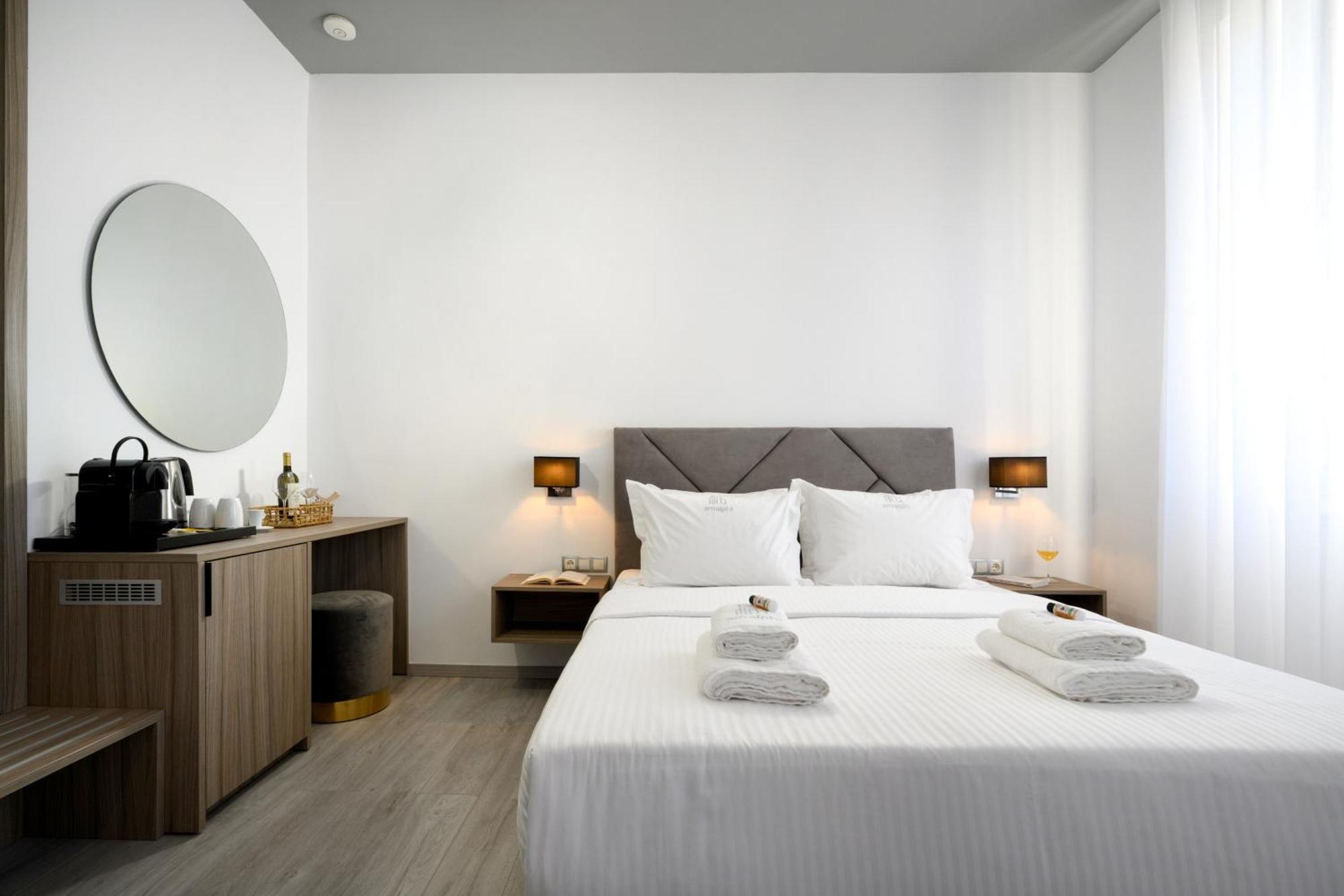 Amalphi Corfu City Living By Konnect Екстериор снимка